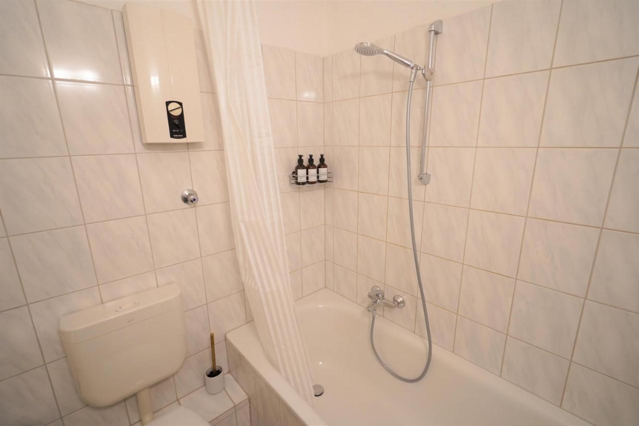 Dein Flughafen Messe Appartment Nahe Duesseldorf 1 Дуйсбург Экстерьер фото